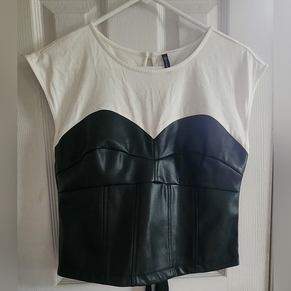 Faux Leather Corsett Top - Picture 2 of 3